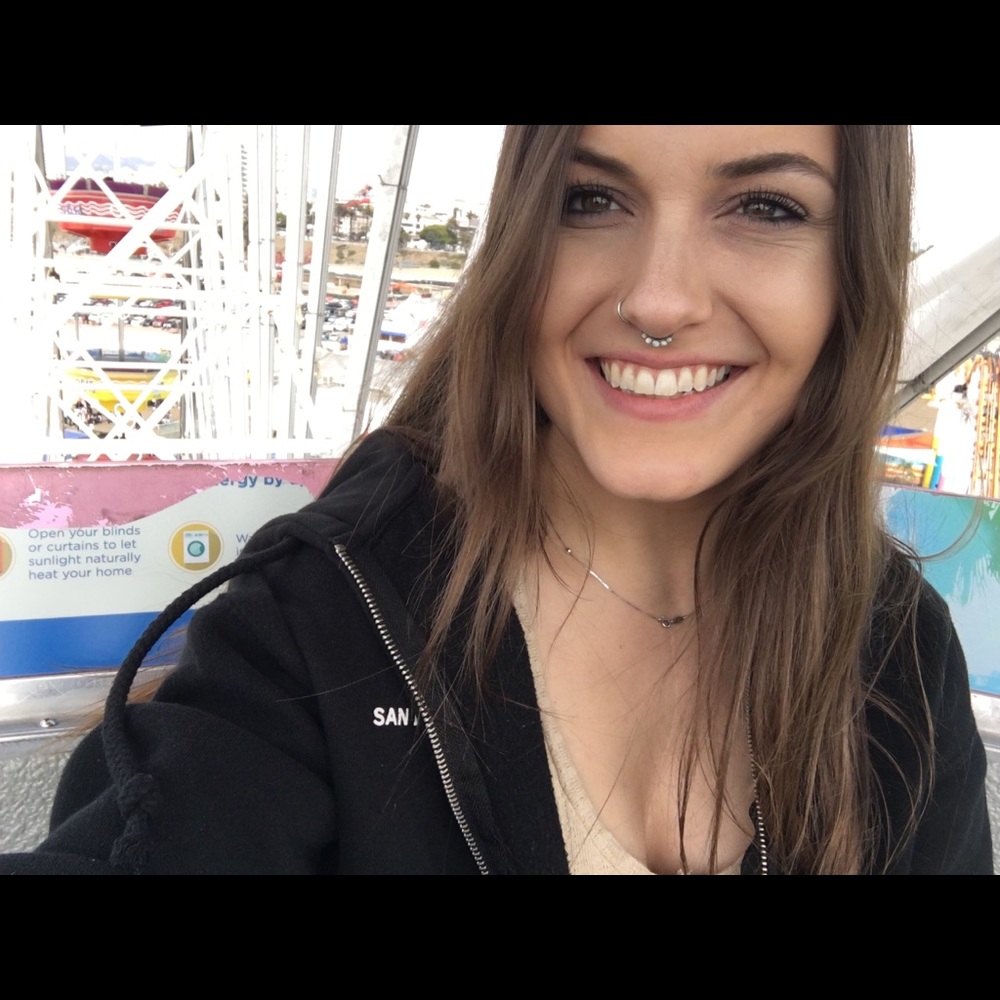 Meet your Posher, Rayna